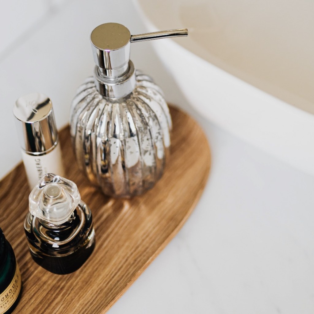 Bathroom accessories