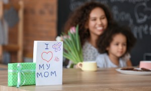 mothers day home gifts mom daughter giftcard
