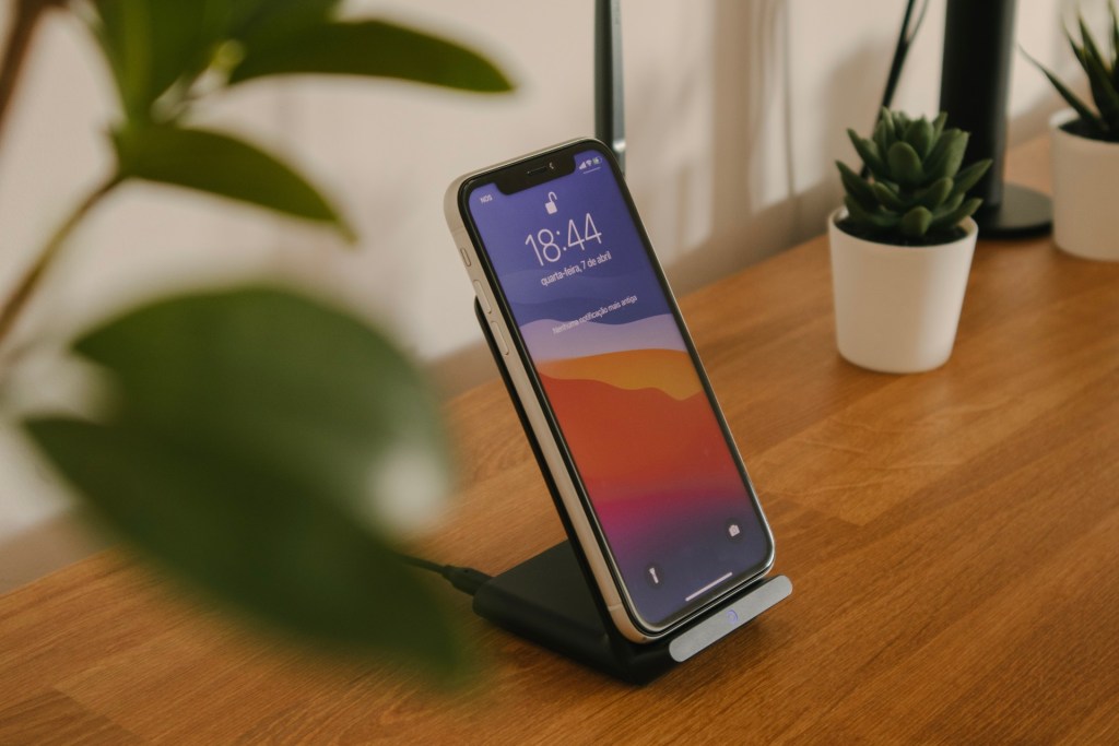 wireless phone charger