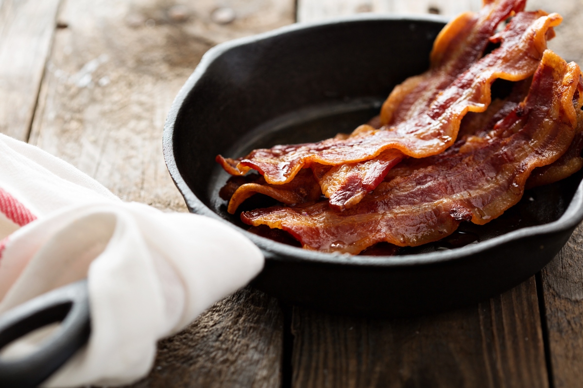 crispy bacon in a non stick pan