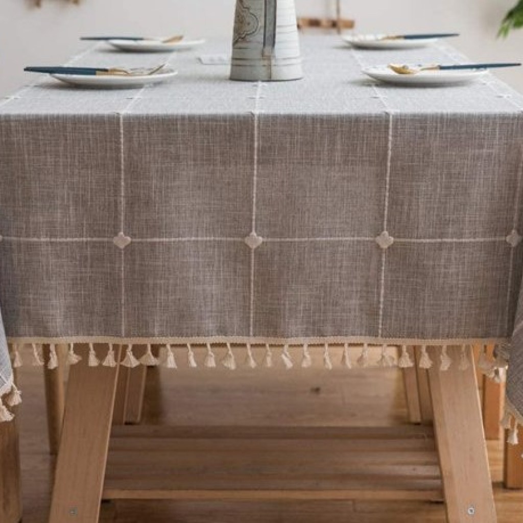Meidong linen and cotton tablecloth with tassel edges and stitching.