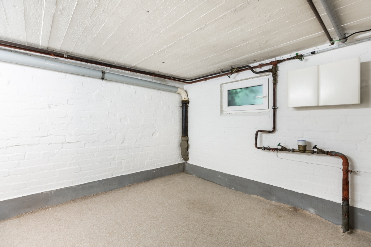 painting poured concrete basement walls to look like brick