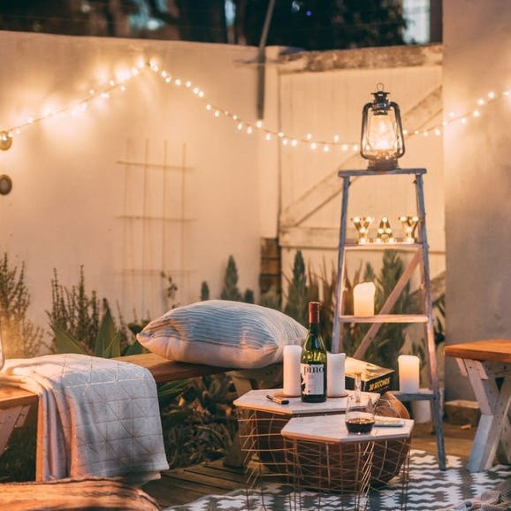 outdoor seating area