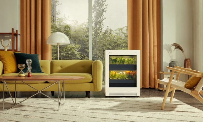 lg smart gardening appliance tiiun lifestyle 01