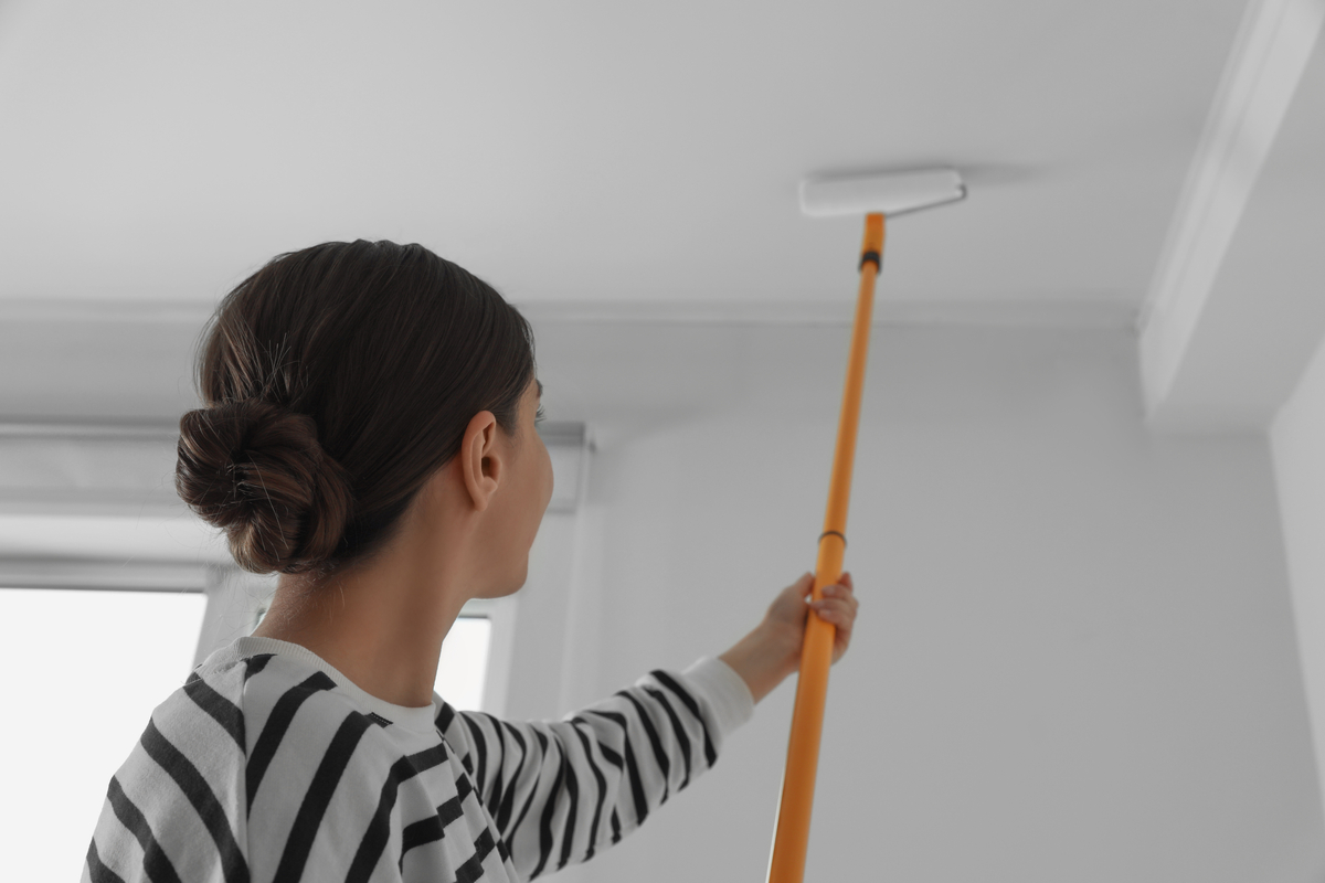 Best Way To Paint A Ceiling Without Splashing Shelly Lighting