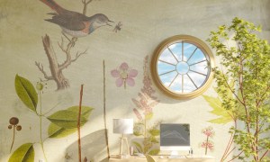 chinoiserie wallpaper design in an office space