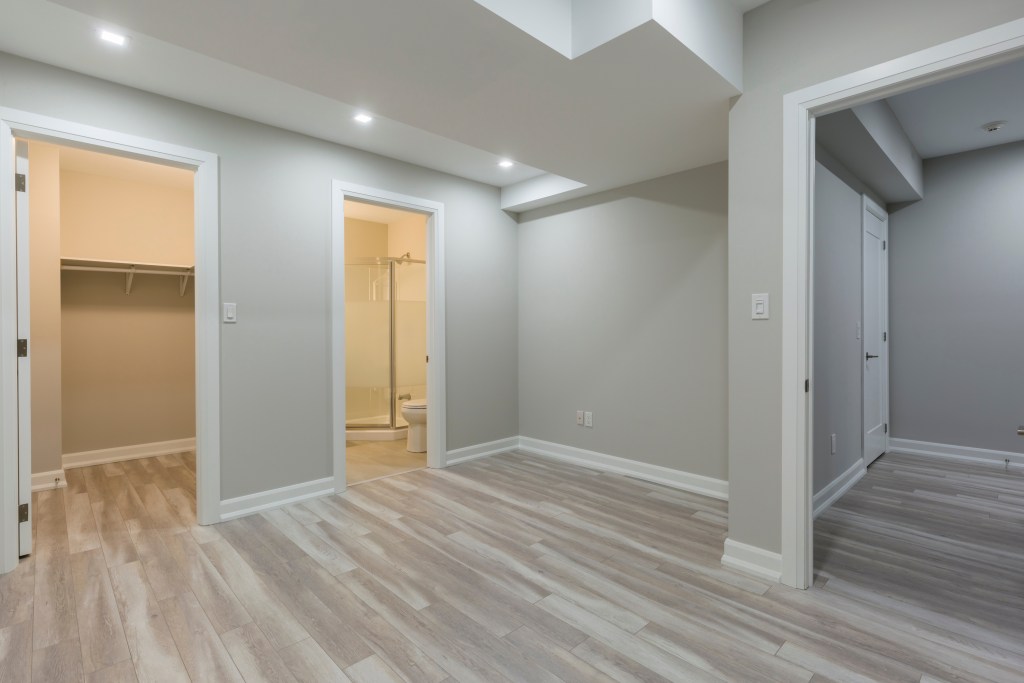 Popular Paint Colors For Basements 21Oak popular-paint-colors-for-basements-21oak