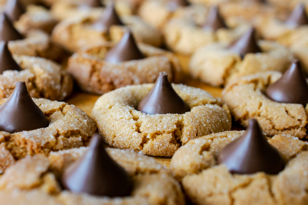Peanut butter blossom cookies with hershey kisses