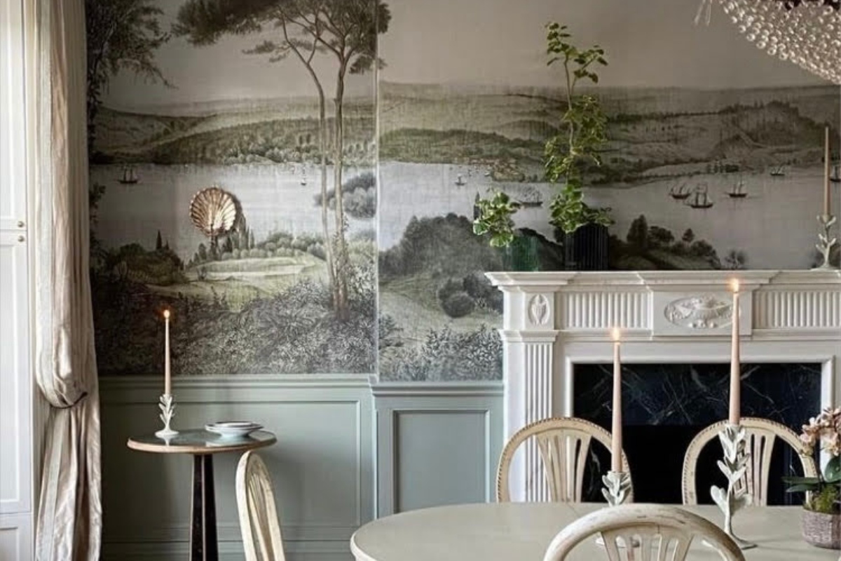 Elegant wallpaper mural dining room design