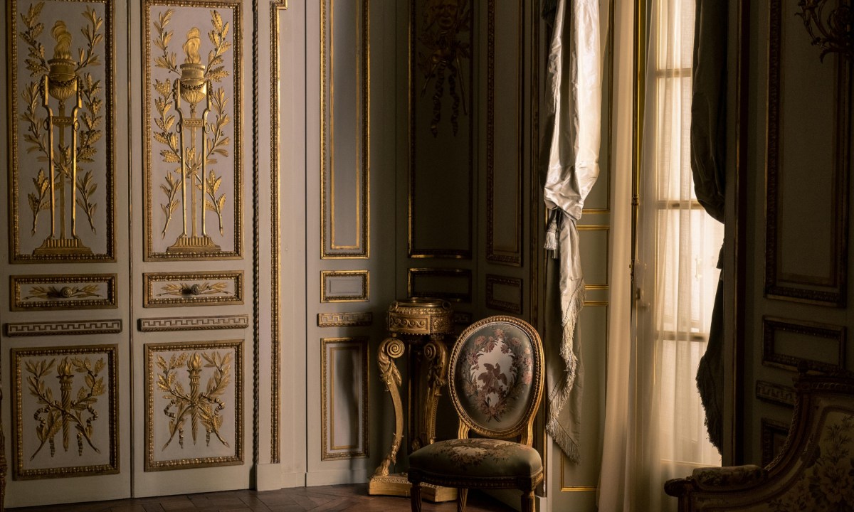 what is regencycore in design regency era room decor